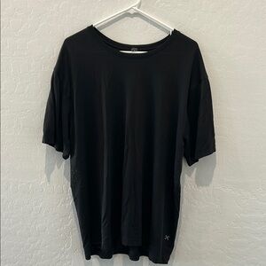 Black Men's T-Shirt Lululemon XXL